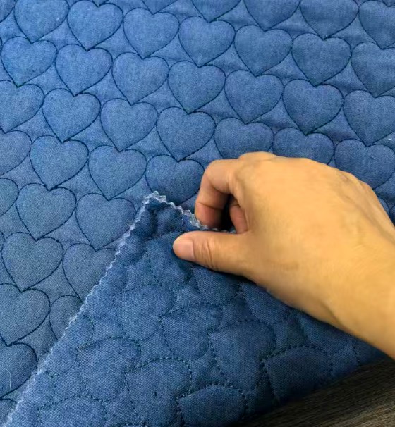 Q-06 denim blue heart quilted fabric